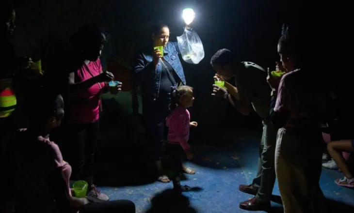 10 milionë njerëz në Kubë pa energji elektrike! Prej muajsh pa naftë për shkak të sanksioneve nga SHBA