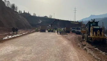 11 ditë e bllokuar! Hapet sot qarkullimi në aksin Librazhd-Prrenjas-Si do të funksjonjë lëvizja