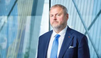 “2025 vit i humbur për Kosovën”, raportuesi i Parlamentit Europian Riho Terras: Tre palë zgjedhje ndërprenë procesin politik