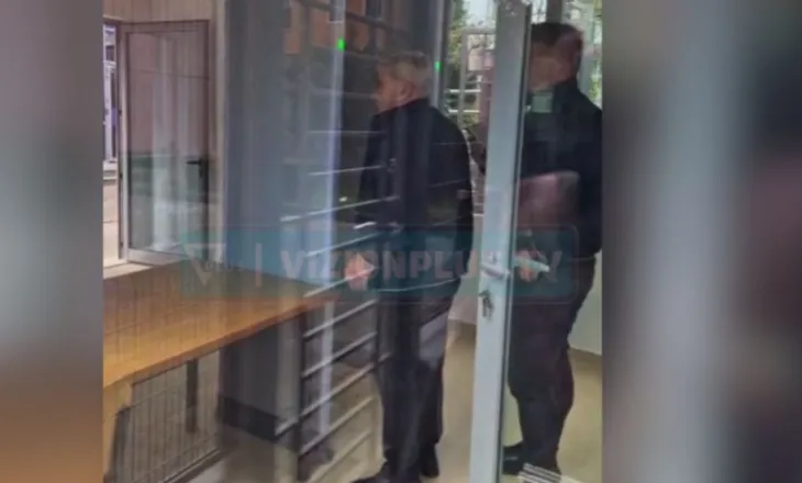 21 janari/ Mark Nika në SPAK, takohet me Klodian Brahon (VIDEO)