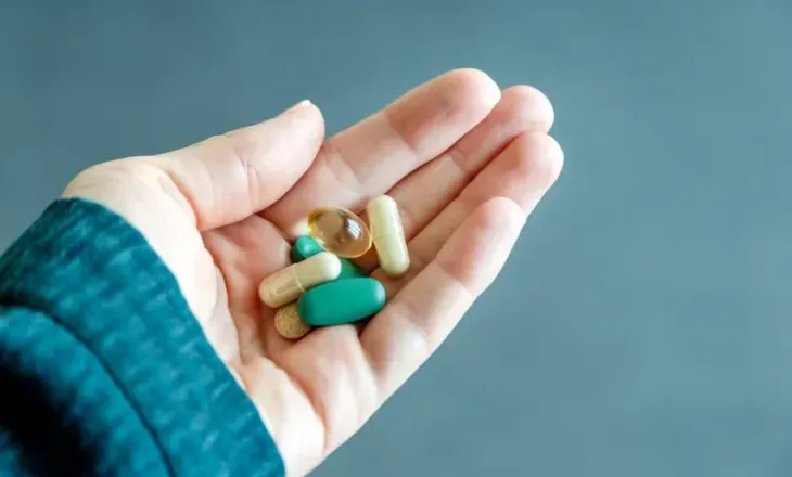4 suplemente që nuk duhen kombinuar me vitaminën D! Pengojnë përthithjen