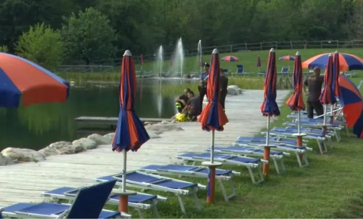 6 persona në gjyq për vdekjen e 7-vjeçares shqiptare Anisa Murati! Nuk dinte të notonte, i dhanë byzylykun me ngjyrë të gabuar dhe u mbyt në liqen