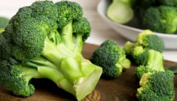 7 arsye për të konsumuar rregullisht brokolin