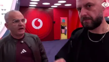 A do ketë përjashtim me zarf të zi? Miri shtyn në mes të kuzhinës Artanin