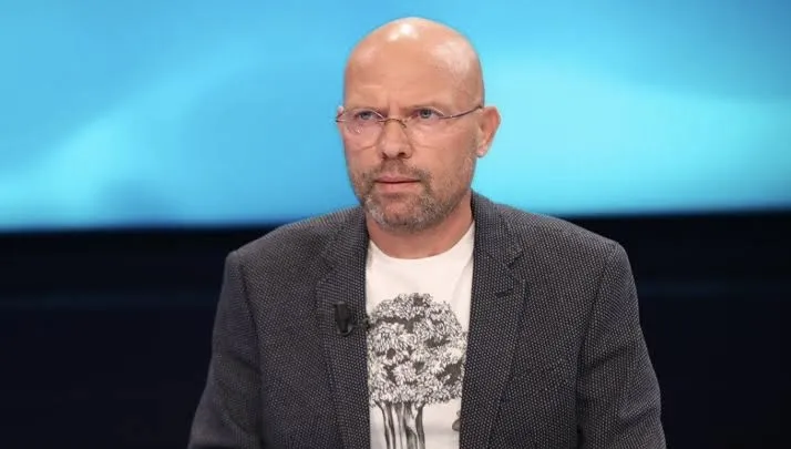 A janë Shqiptarët të korruptuar? Manjani i përgjigjet Komisioneres Marta Kos