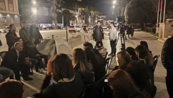 Adriatik Lapaj paralajmëron ngritjen e çadrave para Kryeministrisë