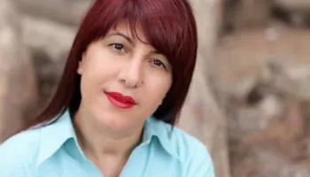 Adriatike Xh. Lami: Nën besë hëne