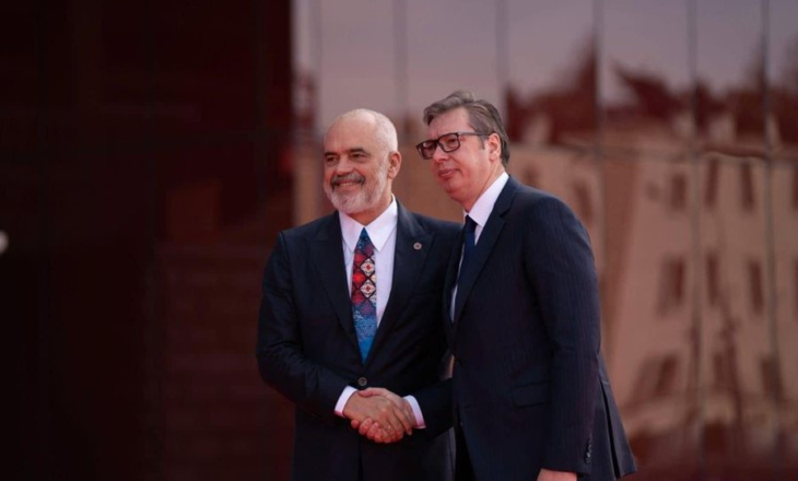 “Ai ka një makth, thotë edhe gjëra pa kuptim!’, Vuçiç ironizon Ramën pas deklaratave për median turke