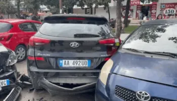 Aksident i shumëfishtë në Vlorë, 6 makina përplasen me njëra-tjetrën