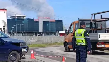 Aksident i trefishtë në aksin Thumanë-Fushë Krujë, plagosen dy persona