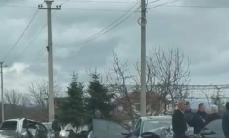 Aksident në Korçë–Maliq/ Makina merr përpara “Benzin” e ndaluar në rrugë, humb jetën polici i burgut të Drenovës (EMRI)