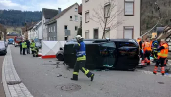 Aksident tragjik në Gjermani/ U përplasën nga kamioni, ndërron jetë 29-vjeçarja shqiptare dhe djali i saj i mitur