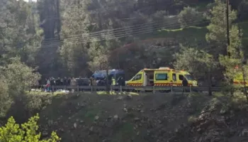 Aksidentohet autobusi me nxënës, 13 persona të plagosur në Qipro