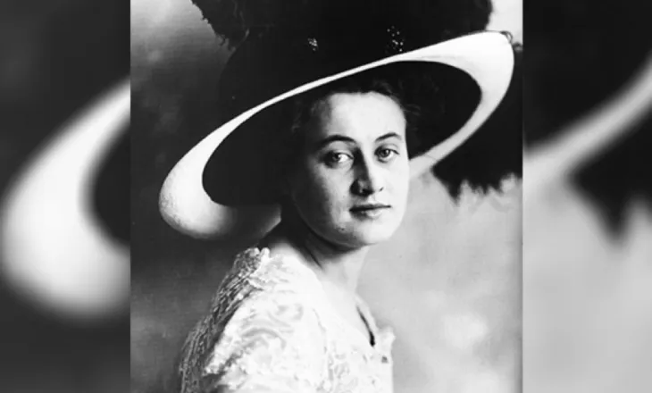 Aktorja e famshme që i mbijetoi fundosjes së Titanikut dhe një muaj më vonë luajti në filmin e parë rreth tij