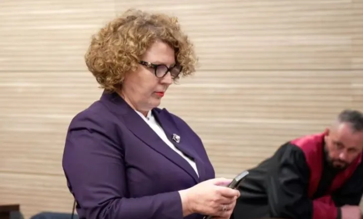 Akuzohen për abuzime me rezervat shtetërore/ Gjykata e Prishtinës konfirmon akuzën për ish-ministren dhe 3 ish-zyrtarë!