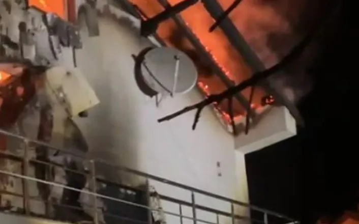 Alarm në Has/ Një banesë shkrumbohet totalisht, dyshohet se…