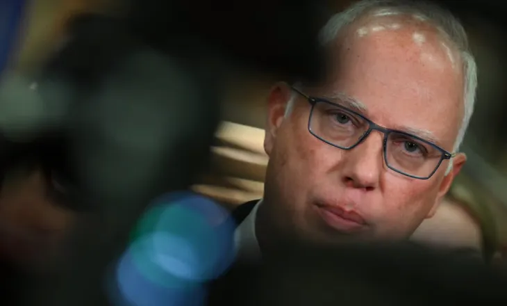 Aleati kryesor i Putinit parashikon që Evropa dhe Britania do të ‘lypin’ energjinë ruse