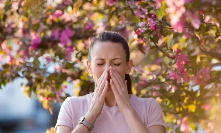 Alergjitë po vijnë më herët: Çfarë duhet të dini dhe si t‘i parandaloni