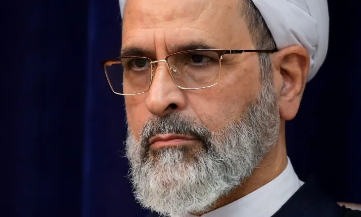 Alireza Arafi zgjidhet udhëheqës i Përkohshëm i Iranit