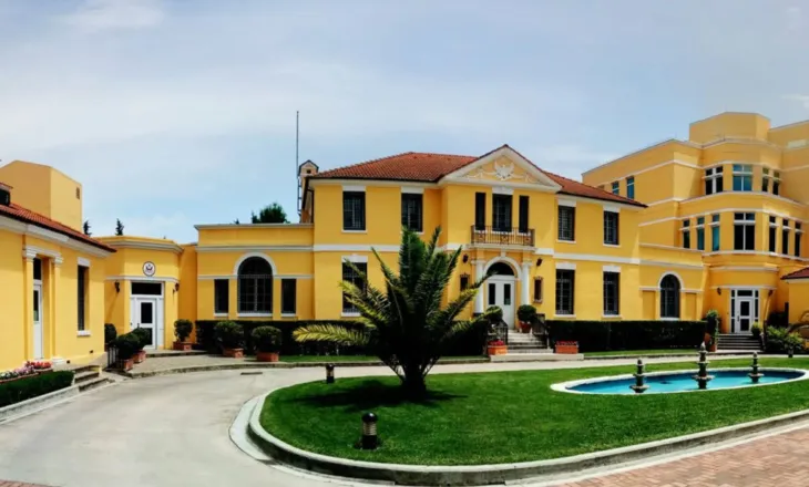 Ambasada Amerikane në Tiranë uron Fitër Bajramin: Bekuar për të gjithë ata që festojnë