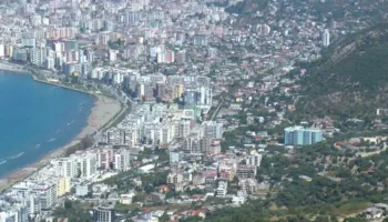 Amerikanët duan Vlorën, rritet interesi i shtetasve nga SHBA për të blerë shtëpi në qytetin bregdetar