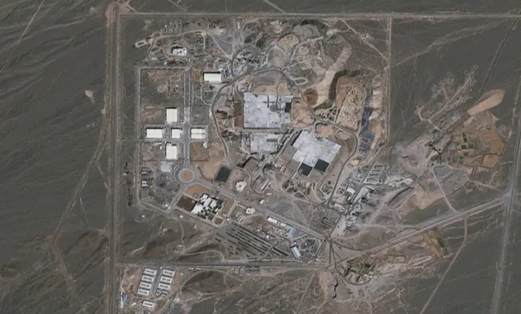 Amerikë-Izrael sulmojnë Natanz-in bërthamor të Iranit, dyshime për rrjedhje radioaktive