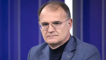 Andi Tela: Mazhoranca vendosi mur para SPAK për Belinda Ballukun, sfidoi SHBA-të dhe BE-në