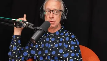 Andy Dick tregon përmbysjen që i ndryshoi jetën: Droga më vuri në rrezik