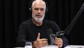 “Angazhim i vazhdueshëm”/ Lirimi i hapësirave publike, Rama në podcast: Vazhdon me këmbëngulje