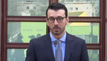 Anulimi i tenderit për Porto Romanon, Karakaçi: Do ndërtojmë skenar tjetër! Edhe kryeministri e tha që…