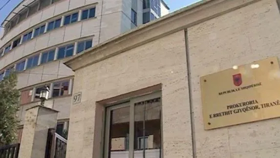 Apartamente, garazh dhe…/ Në kërkim në Gjermani për trafik droge, sekuestrohen pasuritë e një personi dhe babait të tij