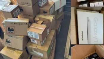 ‘Apple’ dhe ‘Samsung’- Bllokohen në Rinas gati 1 mijë pajisje elektronike