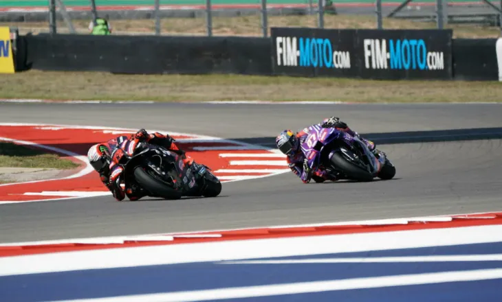 Aprilia bën ligjin edhe në pistën e Austin, fiton Bezzecchi rikthehet në krye të renditjes botërore