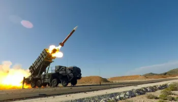 Arabia Saudite kap 7 raketa balistike dhe 7 dronë, 6 synonin bazën ajrore Princ Sultan