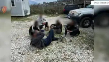 Arrestohet 23-vjeçari/ Kapet në flagrancë, duke transportuar 5 emigrantë ilegalë drejt Tiranës