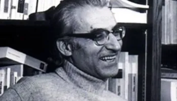 Arshi Pipa: Kritika asht shêji i mendjes së pjekun