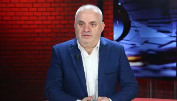 Artan Hoxha: Balluku është 1/8 e ajsbergut, Rama po mundohet t’u japë garanci 7/8 që janë poshtë