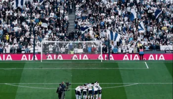 Aston Villa rikthehet te fitorja dhe vendi i 4-të, Tottenham drejt Championship (video)