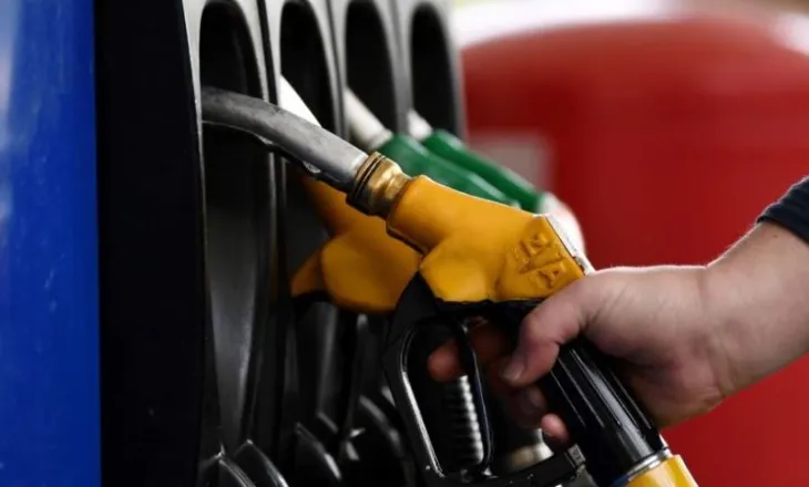 Autoriteti Konkurrencës nis hetimin, nafta në Kosovë shkon në 1.55 euro për litër