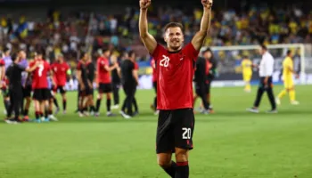 “Babai nuk donte të bëhesha futbollist”/ Mesfushori i Kombëtares, Ramadani rrëfen jetën dhe karrierën e tij