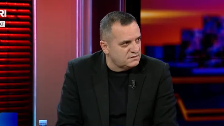 ‘Balluku shantazhon Ramën’, Çollaku zbulon ‘mega-procesin’ që e vendos kryeministrin përballë afatit të 5 marsit