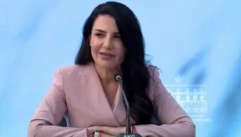 Balluku: Unë, drejtësia dhe 300 apartamentet!