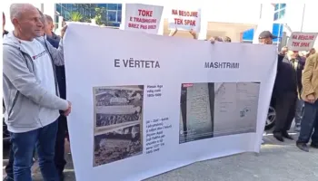 Banorët e Baks-Rrjollit zhvendosin protestën para SPAK: Duam drejtësi, nuk ka më kohë për të humbur