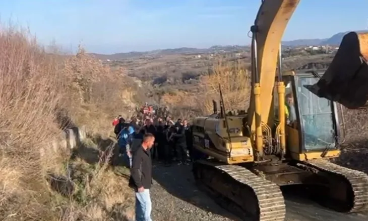 Banorët e Kurdarisë vijojnë protestat kundër ndërtimit të HEC-it: Do të rezistojmë deri në vd*kje