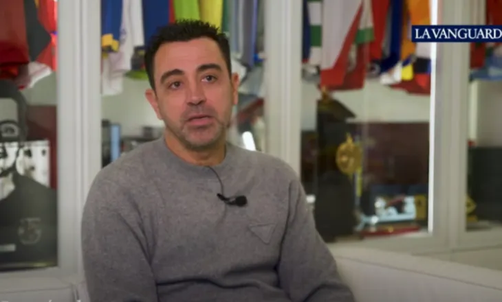 Barcelona, Xavi Hernandez thyen heshtjen: Ishte arritur akordi për kthimin e Messit, Laporta e pengoi