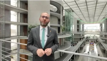 Bardhi i përgjigjet Ramës nga Berlini: Qeveria pengesë për integrimin. Shqipërisë i duhet ndryshimi