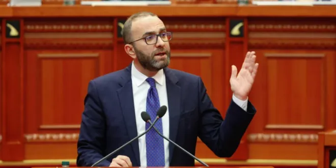 Bardhi: Kuvendi nuk është shtëpia private e Ramës dhe Ballës! Sot ishte dita t’i kërkonit ndjesë shqiptarëve