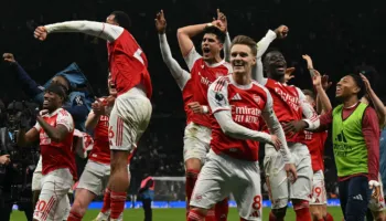 Bayern-Barcelona, nis gara për një nga yjet e Arsenalit