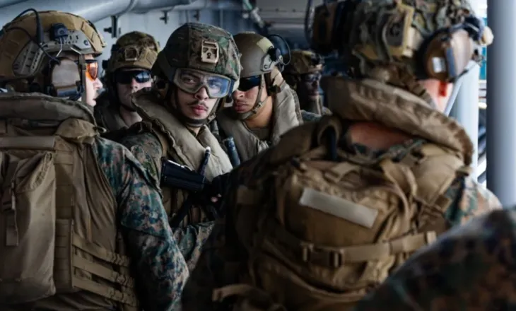 BBC: SHBA-ja rrit praninë ushtarake në Lindjen e Mesme, përgatiten skenarë për operacione në Iran