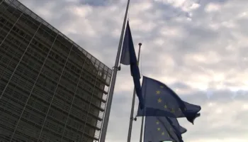 BE heton Snapchat/ Dyshime për rrezik ndaj fëmijëve, platforma nën ‘lupën’ e rregullatorëve